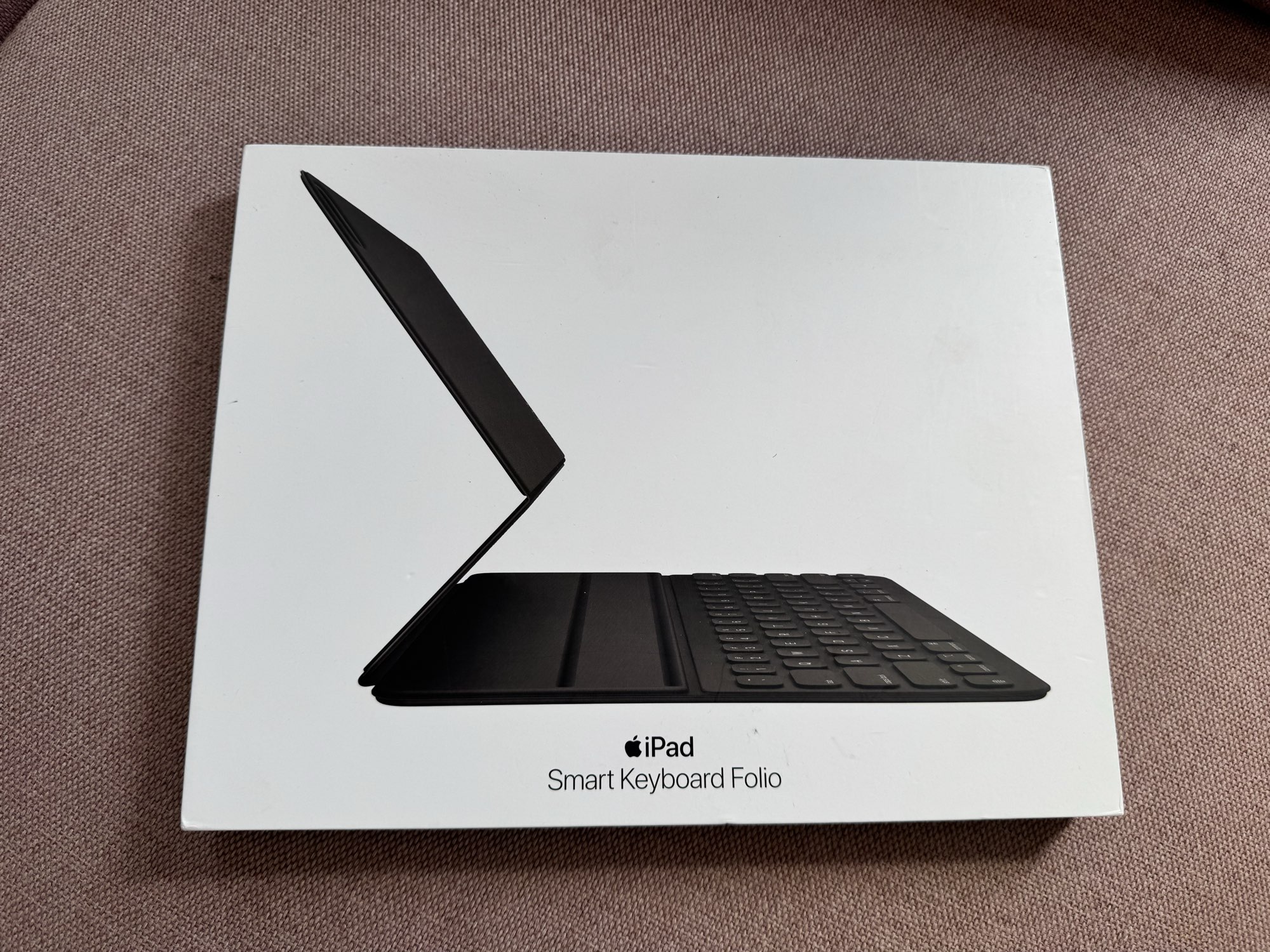 Apple Smart Keyboard Folio for iPad Pro 12.9" (3rd & 4th Gen) — image 1