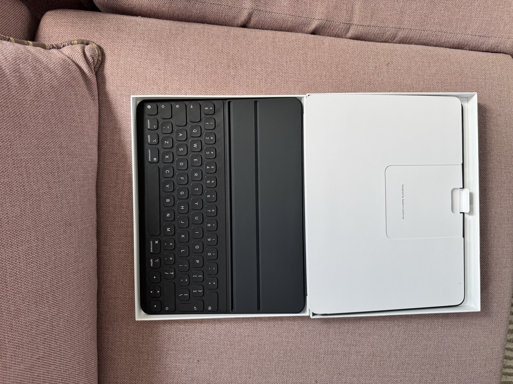 Apple Smart Keyboard Folio for iPad Pro 12.9" (3rd & 4th Gen) — image 7
