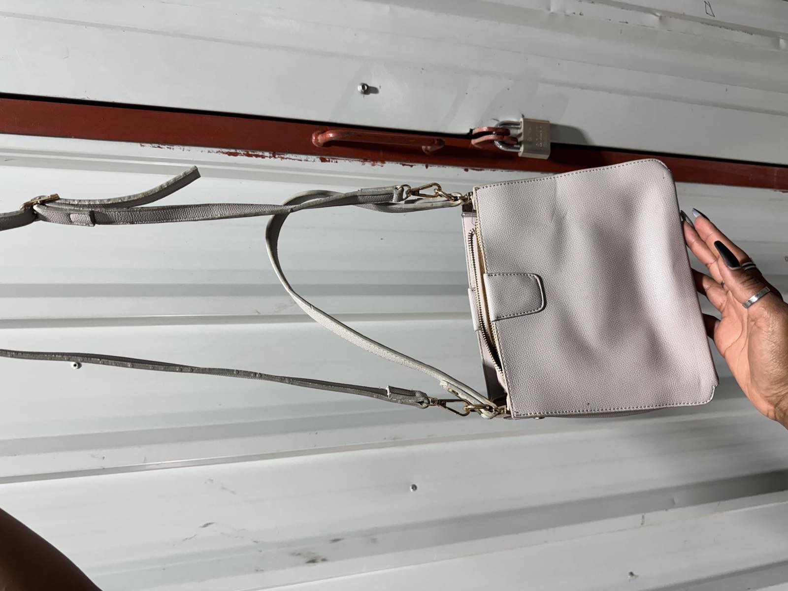 Matthew Cox White Pebbled Leather Handbag — image 4