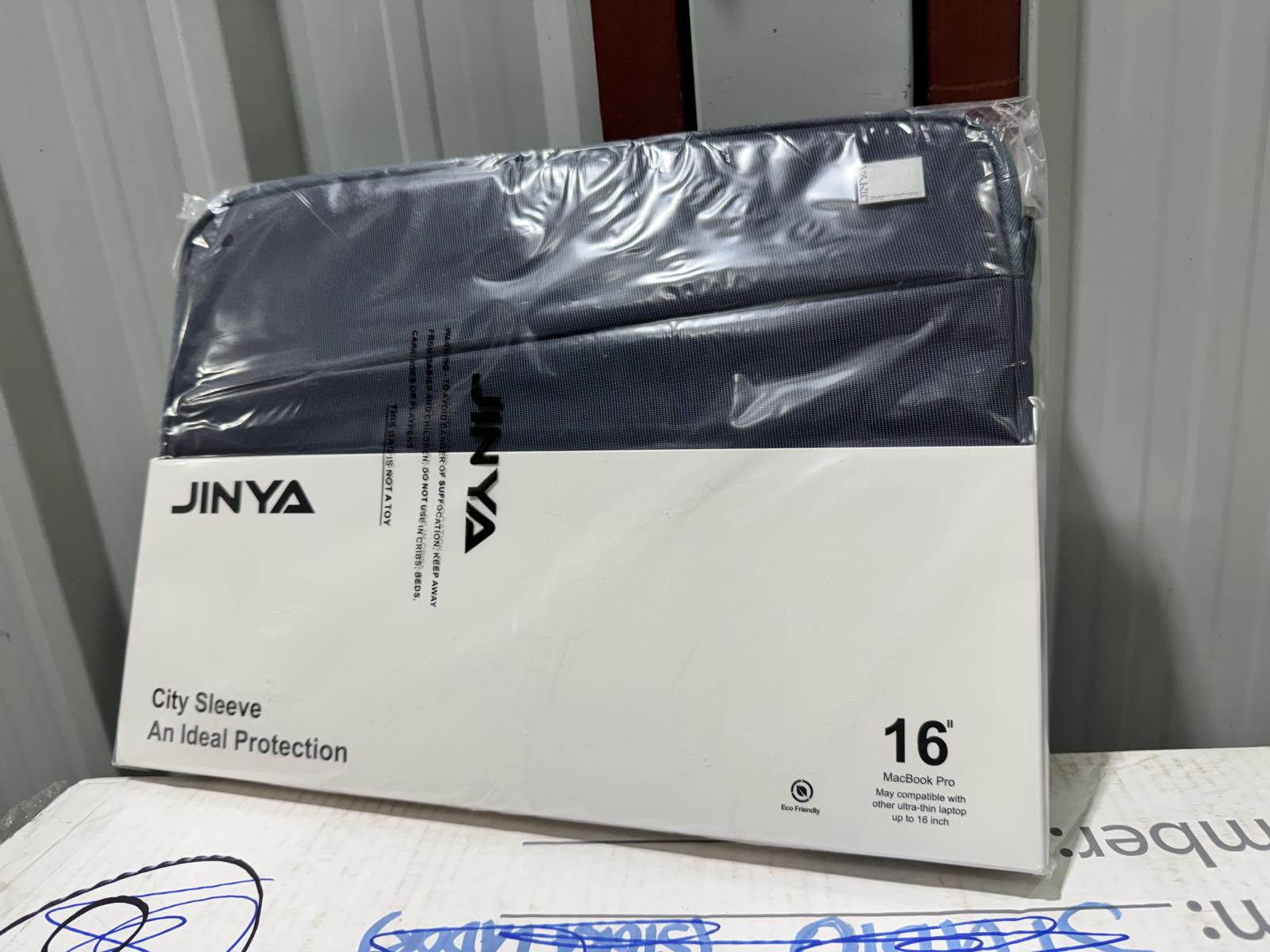 JINYA City Sleeve 16" Laptop Sleeve