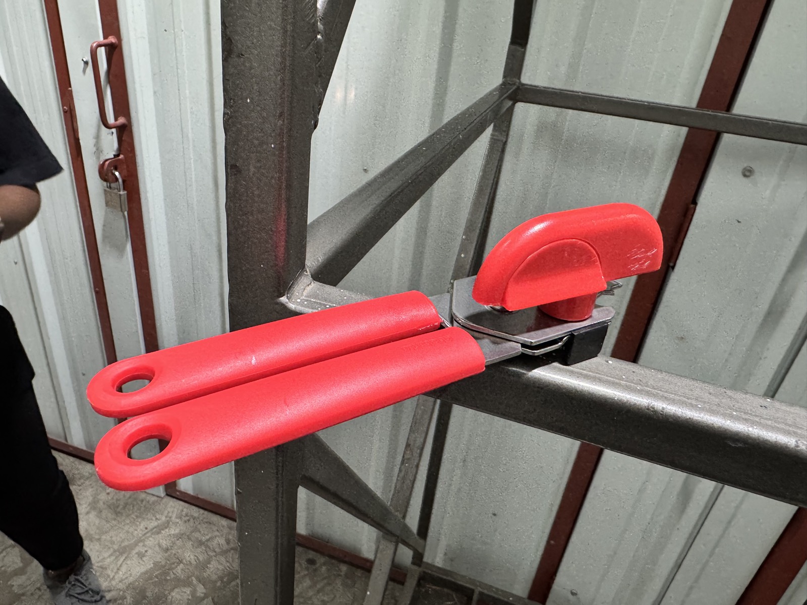 Manual Can Opener with Red Handles