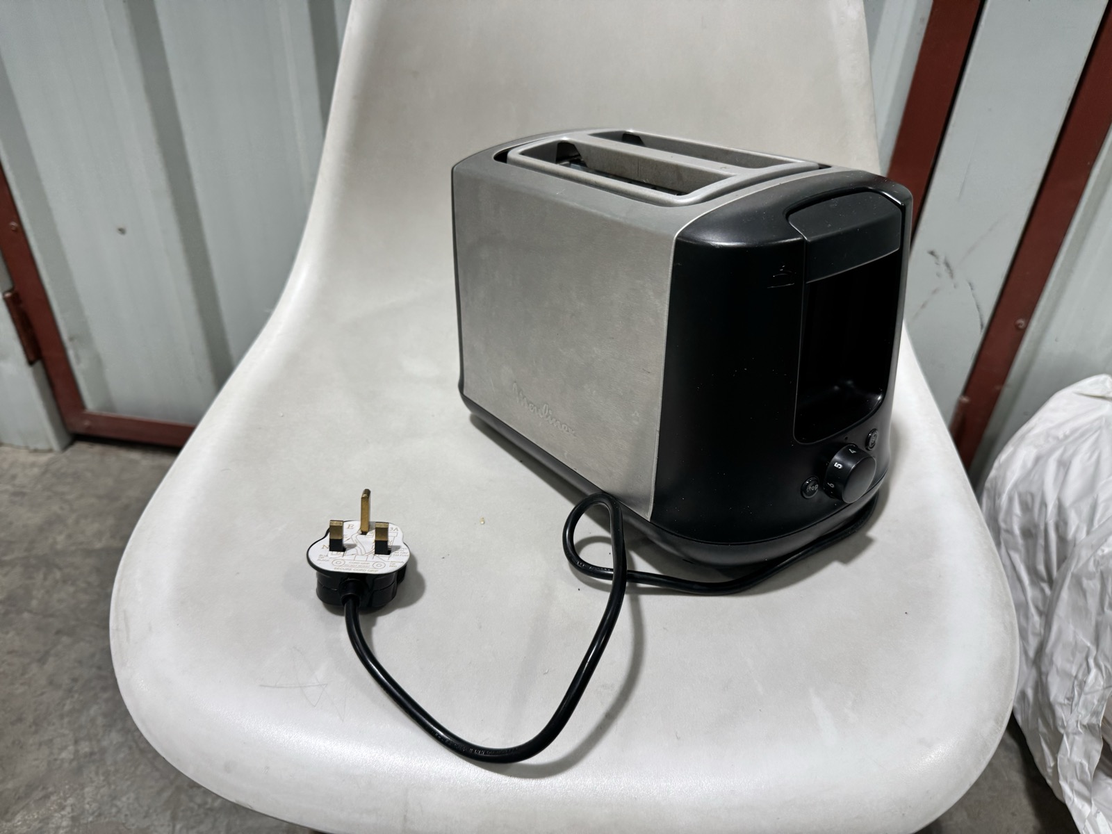 Moulinex SERIE T38-A 2-Slot Toaster