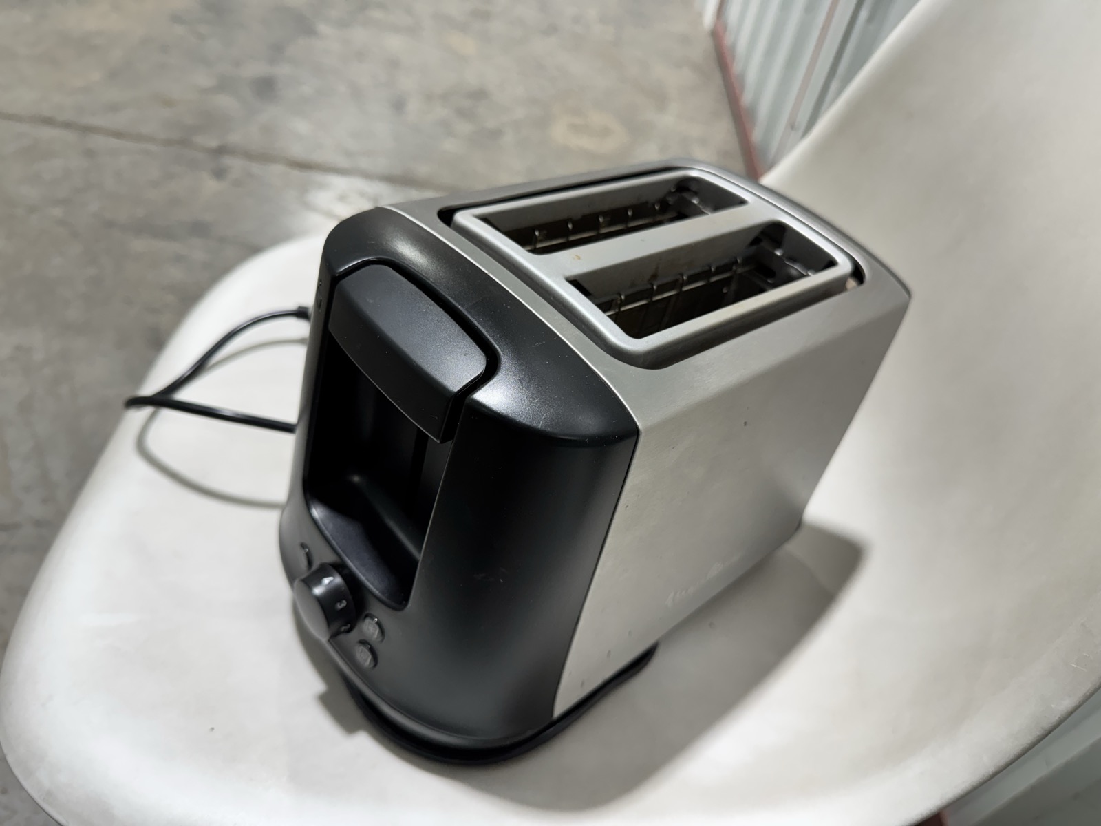 Moulinex SERIE T38-A 2-Slot Toaster — image 3
