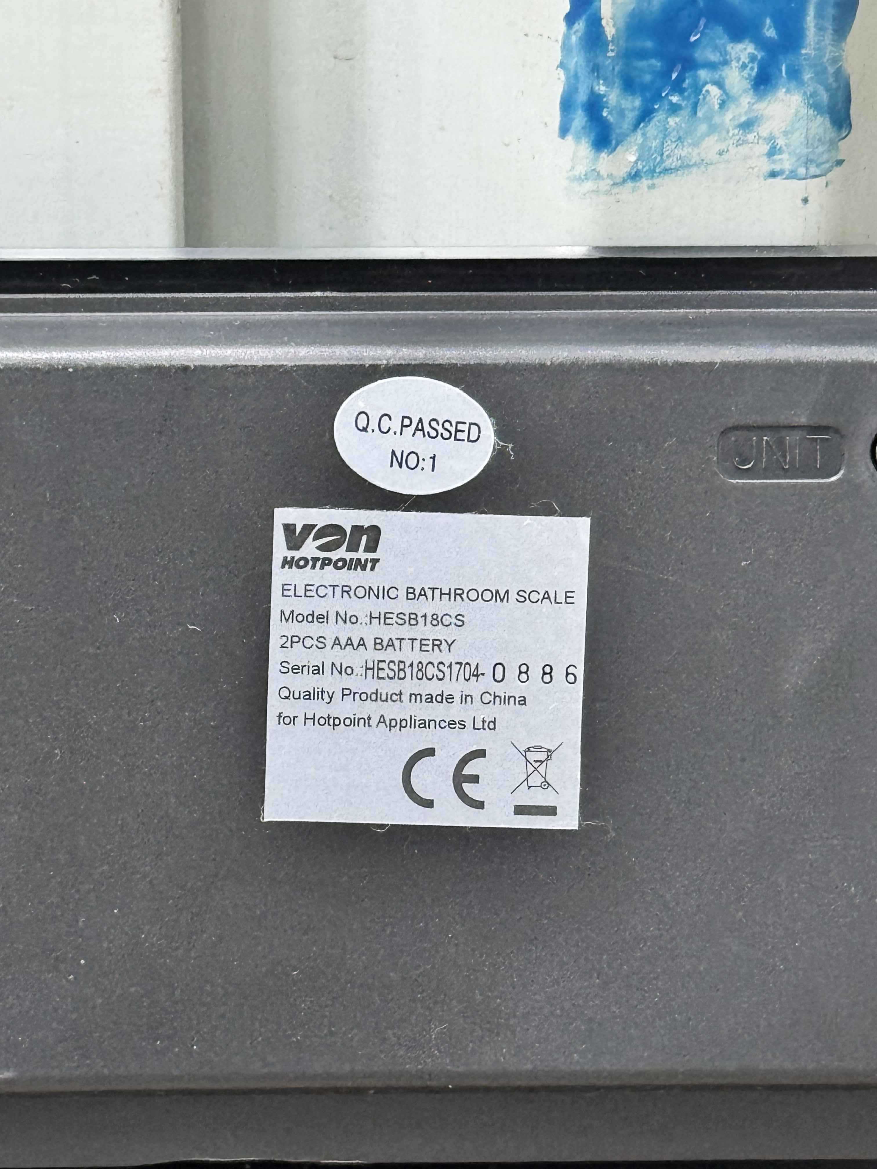 Von Hotpoint Electronic Bathroom Scale HESB18CS — image 4